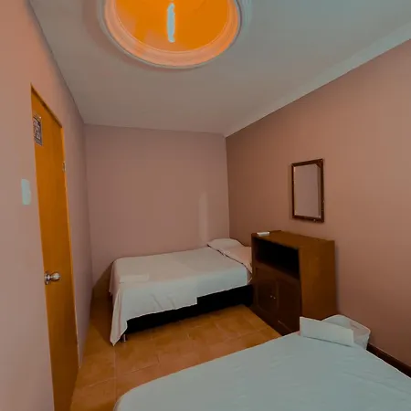 19 - 59 Diagonal A La Playa Hotel